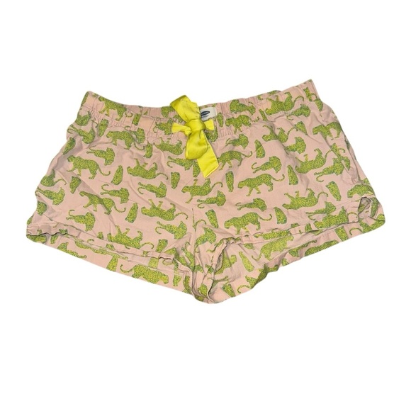 Women's Old Navy Pink Pajama Shorts with Green Leopard Design - Picture 1 of 7